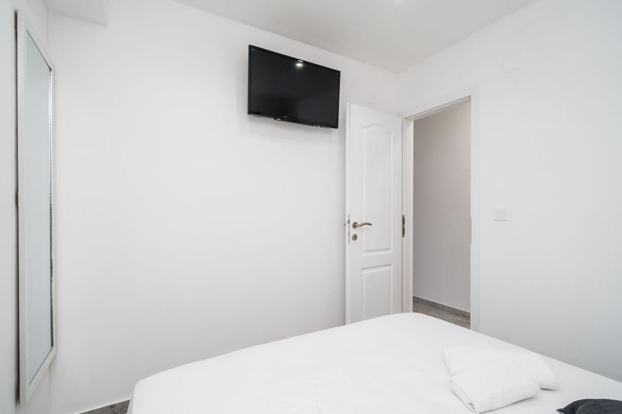 Mata Family Apartments Molunat Quarto foto