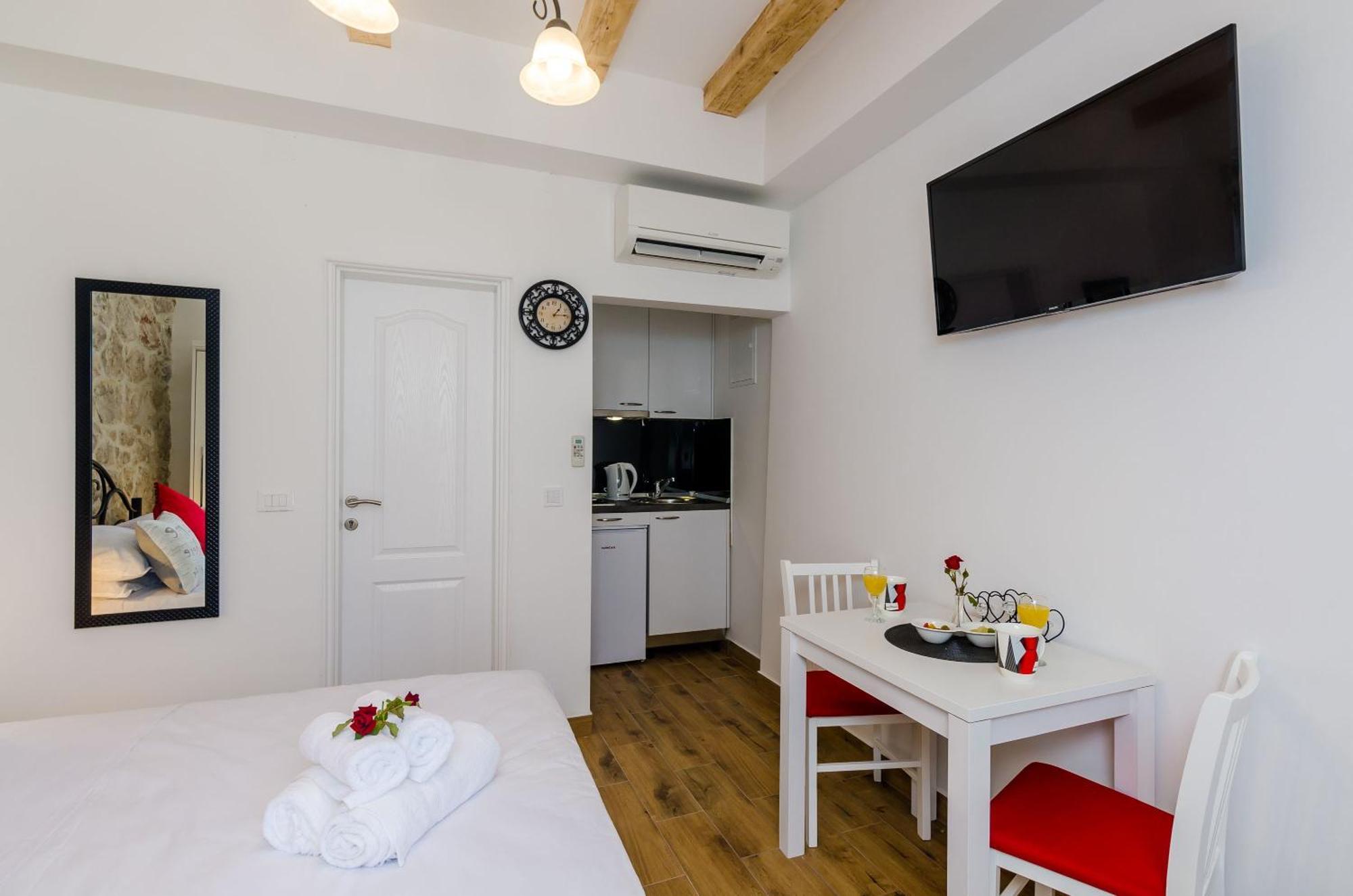 Mata Family Apartments Molunat Quarto foto